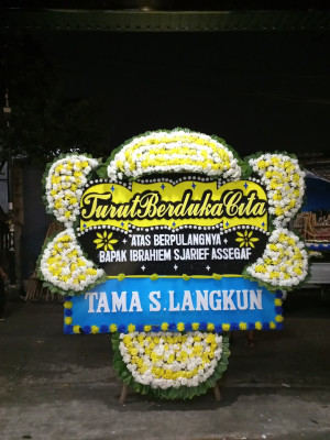 Papan Bunga Duka di Tangkerang Utara